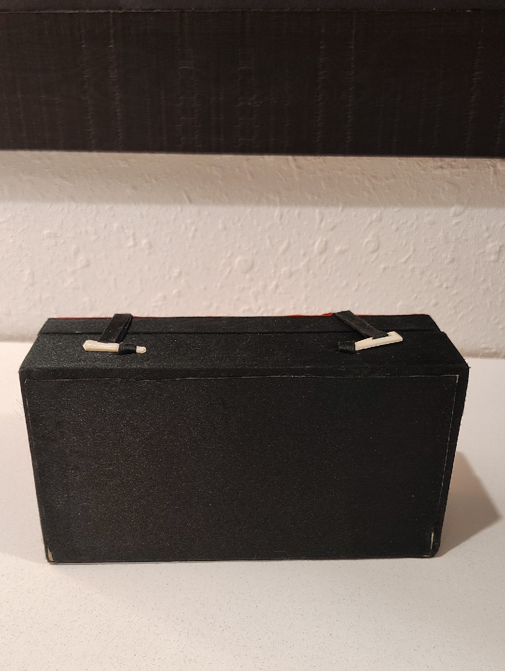 Vintage Chinese Silk Embroidered Padded Trinket Box - Picture 4 of 11
